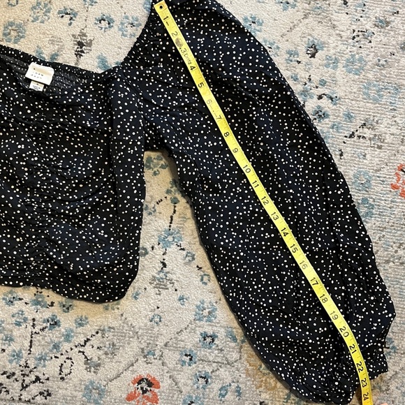 A New Day Black Long Balloon Sleeve Ruched Front Smocked Back Top - Picture 8 of 15